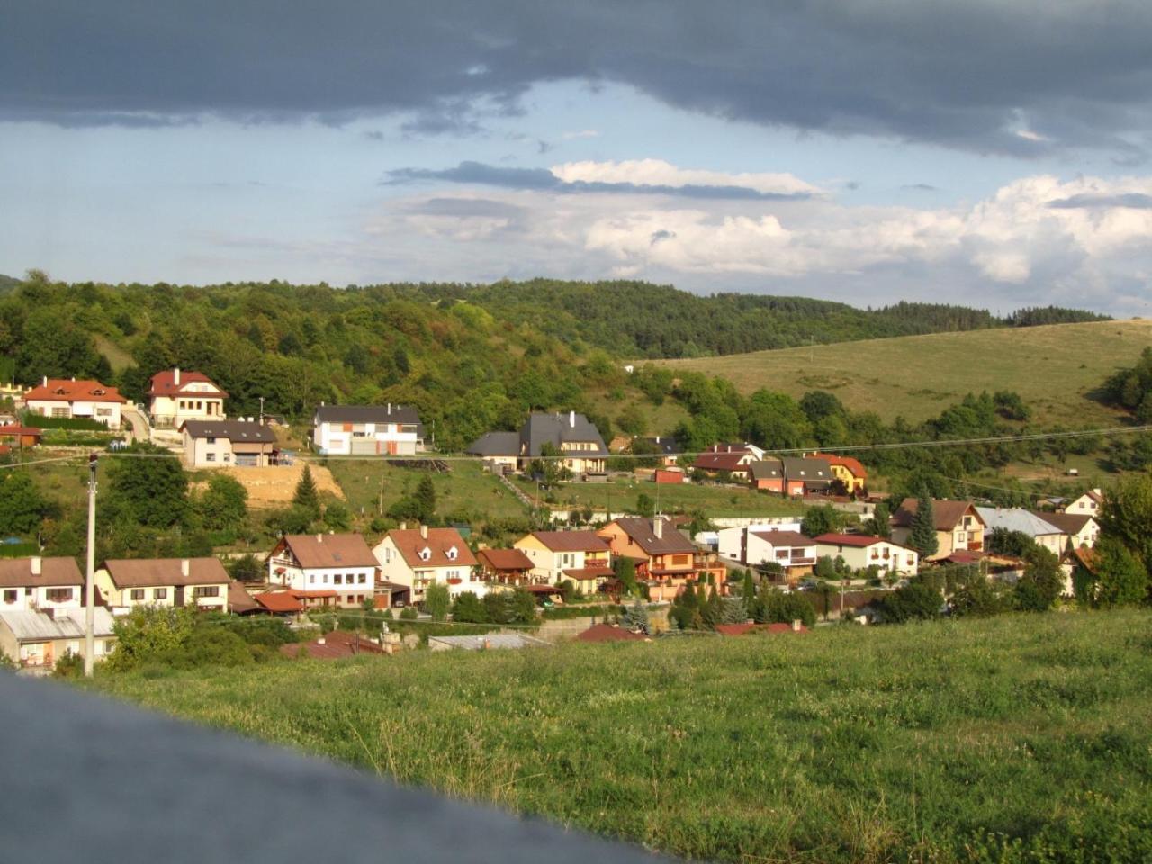 Casa Spas Banska Bystrica Bagian luar foto